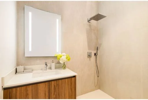 RESIDENCE 905 EXPOSURE S 5