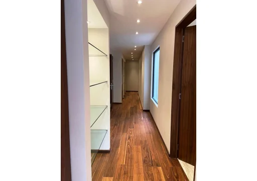 Edgar Allan Poe Polanco EB-FT2546 166m2 S/N 9