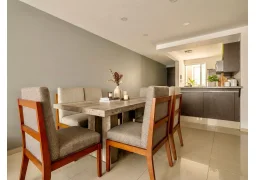 Cover Home 8