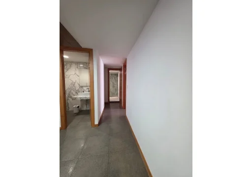 6424