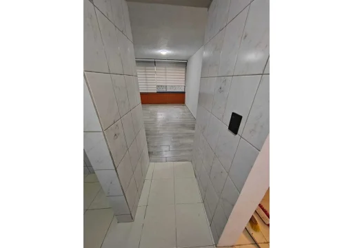 6472