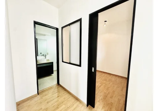 Cervantes Saavedra Granada EB-VK9526 37000 115m2 8