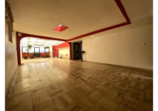 Las Arboledas AV3000 EB-JP5679 6980000 550m2 45
