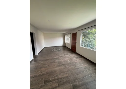 Lomas Santa Fe Casa EB-WF0701 65000 250m2 12