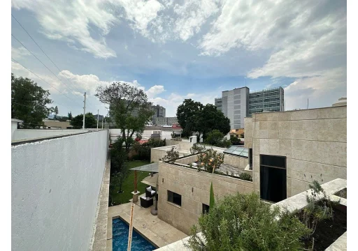 Paseo Del Pedregal Jardines Del Pedregal EB-VZ8485 155000 530m2 S/N 40