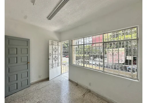 Concepcion Beistegui Del Valle EB-WQ9915 Renta 53000 250m2 7