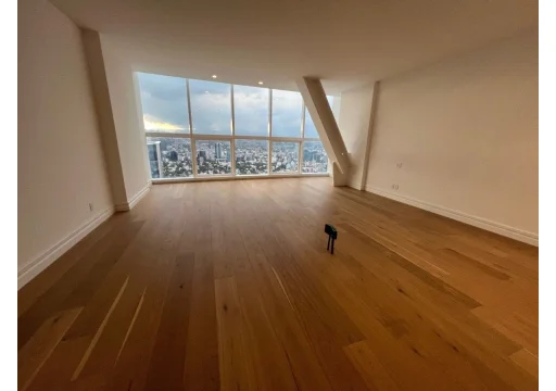 7434