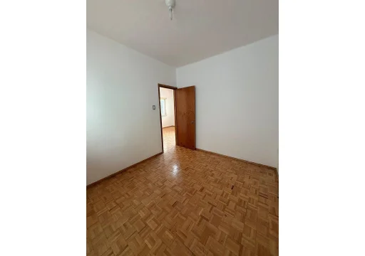7757