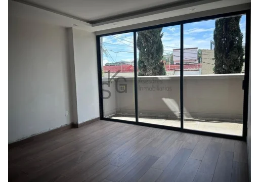 Fuente de Prometeo Desde EB-RF4539 Venta 9900000 200m2 8
