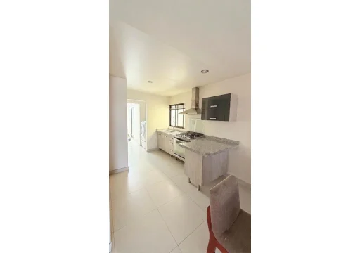 Zibata Casa 6 Recamaras I24-151039864 Venta 3650000 3