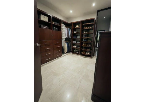 Avenida Rejoyada Merida I24-150576346 Venta 6800000 13