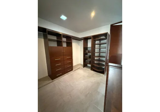 Avenida Rejoyada Merida I24-150576346 Venta 6800000 25