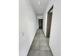 Cover Home 8