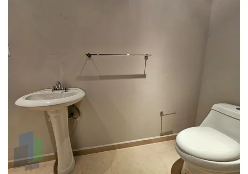 Juriquilla departamento piso 5 con cuarto de servicio 20