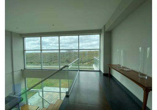 Juriquilla departamento piso 5 con cuarto de servicio 31