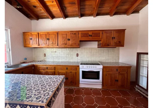 Casa colonial de una planta en Juriquilla 28