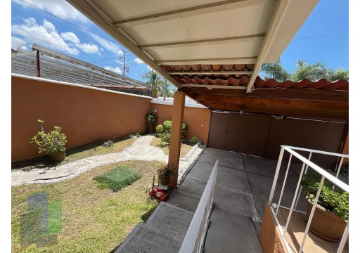 Casa colonial de una planta en Juriquilla 6