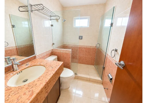Casa en condominio en calle Zacatecas Juriquilla 17