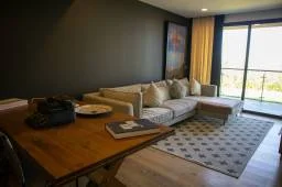 Cover Home 1