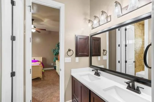 2425 Cesar Cordova Place 33