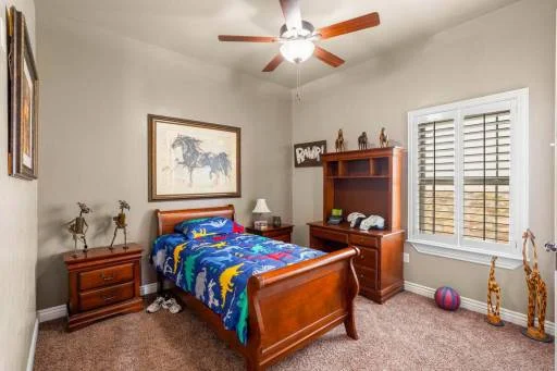 2425 Cesar Cordova Place 34