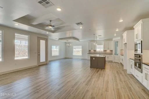 7313 Enchanted Point Drive 13