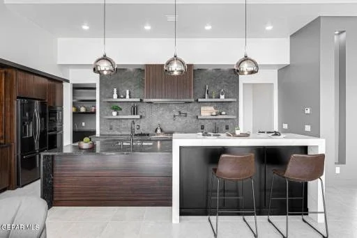 824 Eltham Drive 2