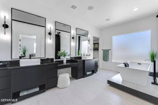 824 Eltham Drive 5