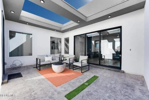 824 Eltham Drive 7
