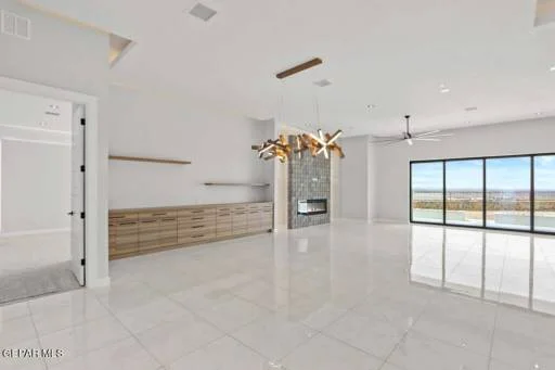 1365 Desert Night Street 12