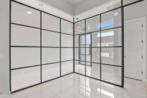 1365 Desert Night Street 22