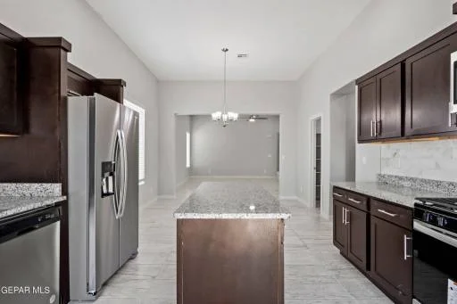 7512 Enchanted Park Drive 11