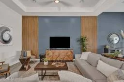 Cover Home 5