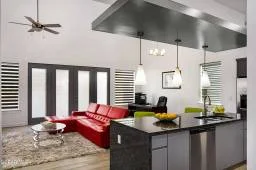 Cover Home 4