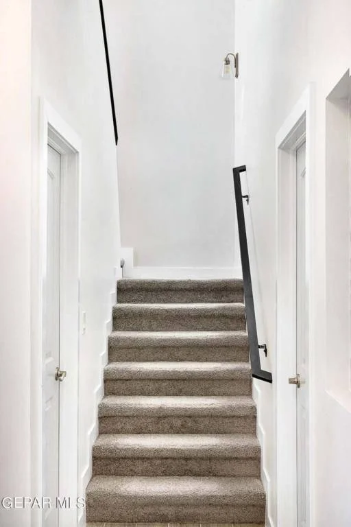 880 Chillington Road 12