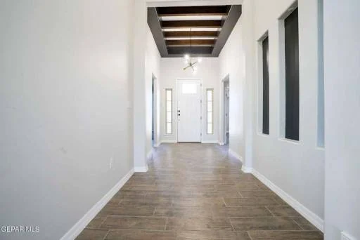 2528 Sammy Cervantes St 2