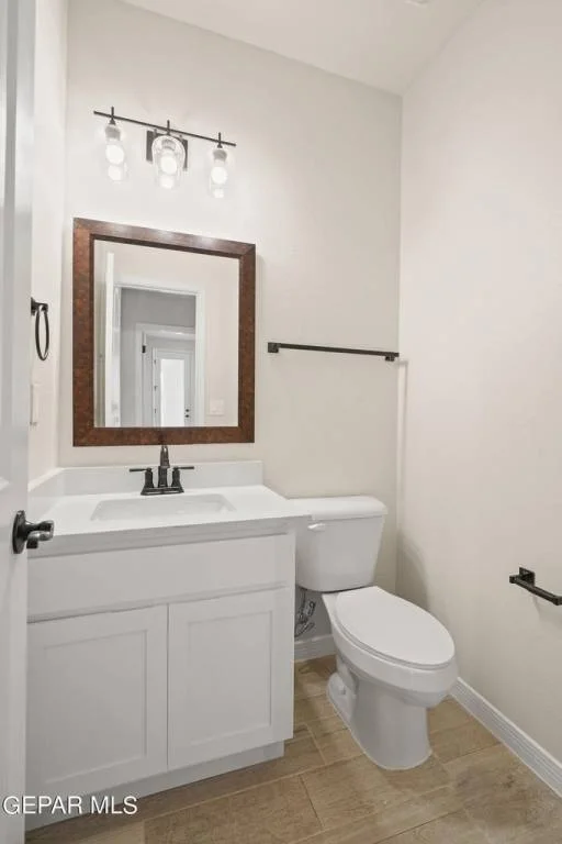 913 Alcestor Place 24