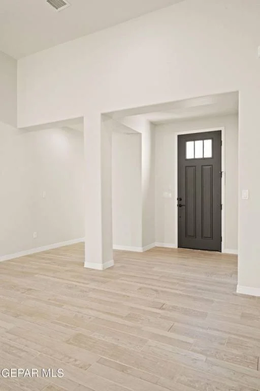 913 Alcestor Place 4