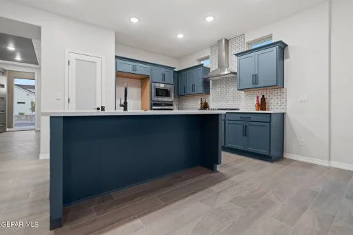 2520 Sammy Cervantes Street 4