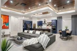 Cover Home 13
