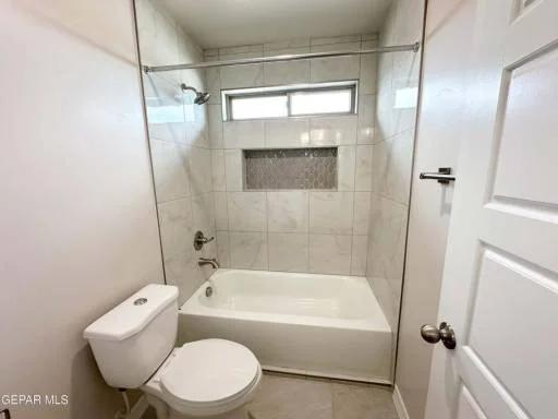 7401 Scarlet Oak Place 8