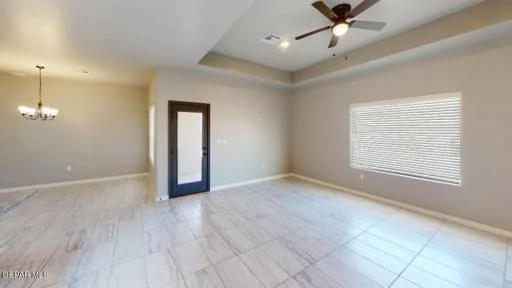 244 Farnborough St 18
