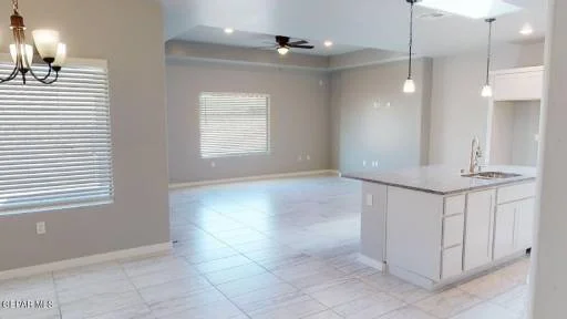 244 Farnborough St 8