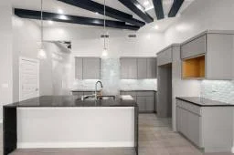 Cover Home 3