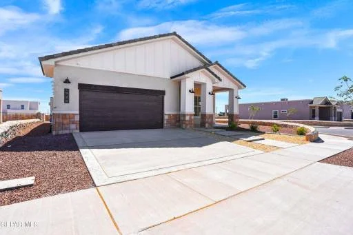 925 Pettus Place 2