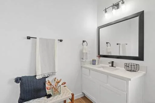 13725 Villa Vista Avenue 22