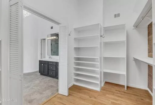 1000 STAR RIDGE Place 40