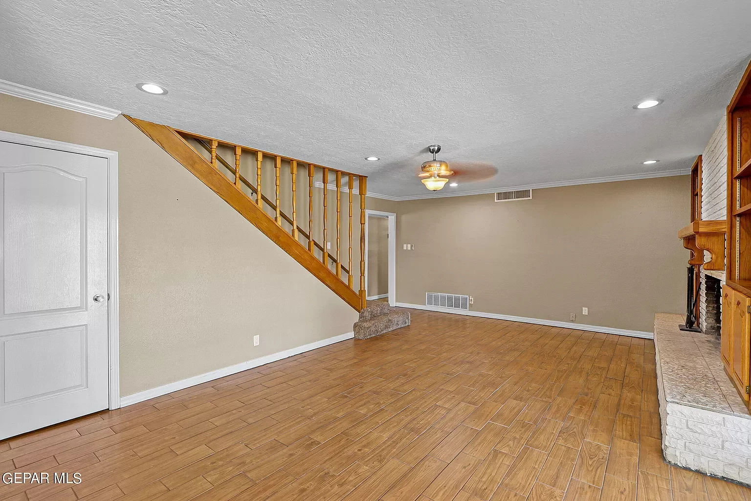 10000 MONACO Drive 13