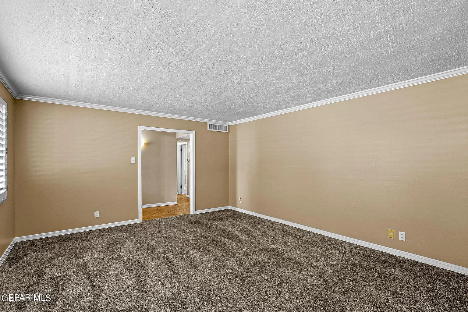 10000 MONACO Drive 7