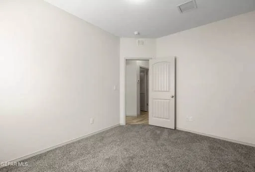 1017 SUMMER LAKE Street 11